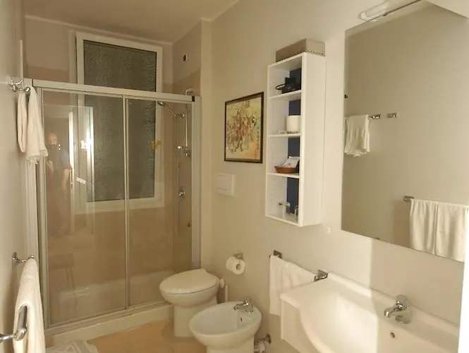 酒店 Paco 皮特拉利古