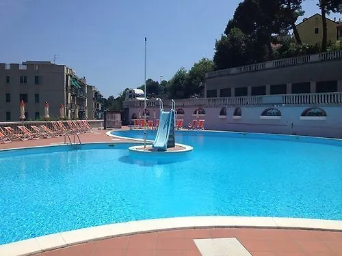 酒店 Paco 皮特拉利古